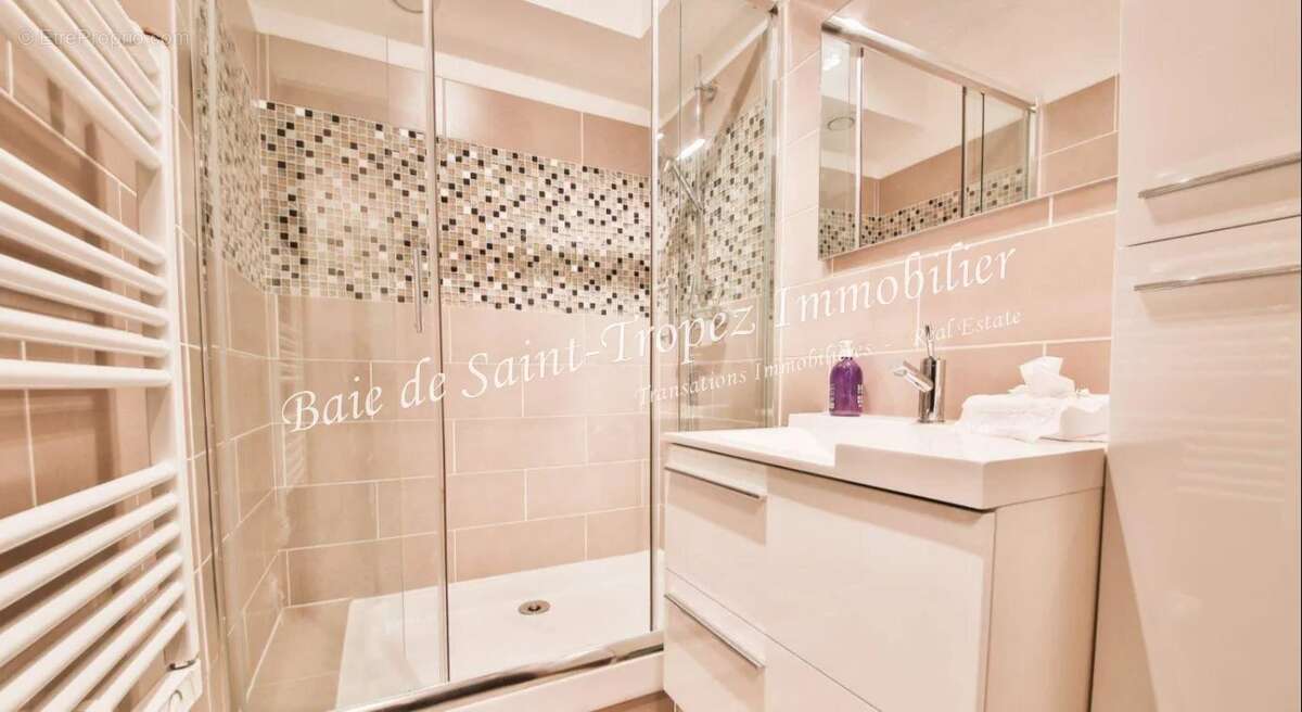 Appartement à SAINT-TROPEZ