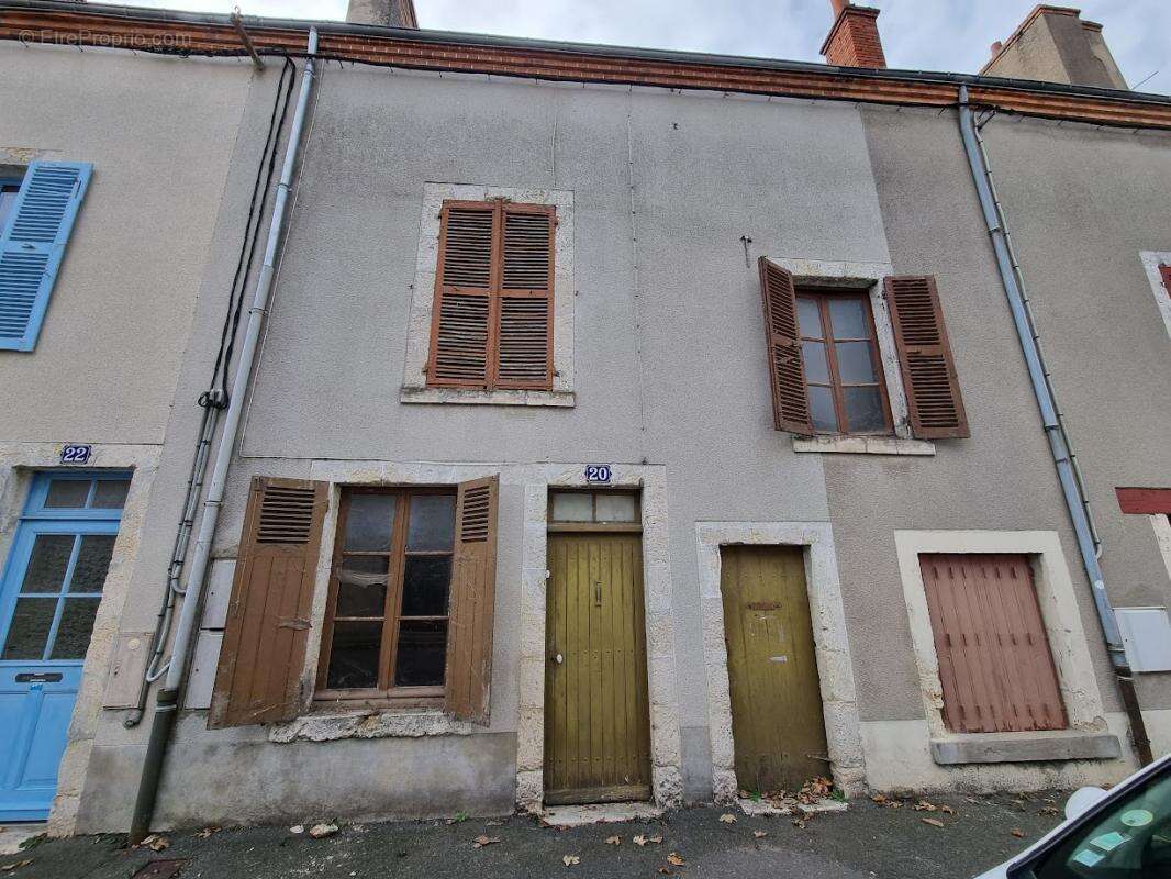 Maison à ARTENAY