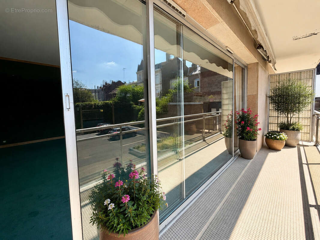 Lille Centre   Appartement 110 m2 avec balcon - photo 4