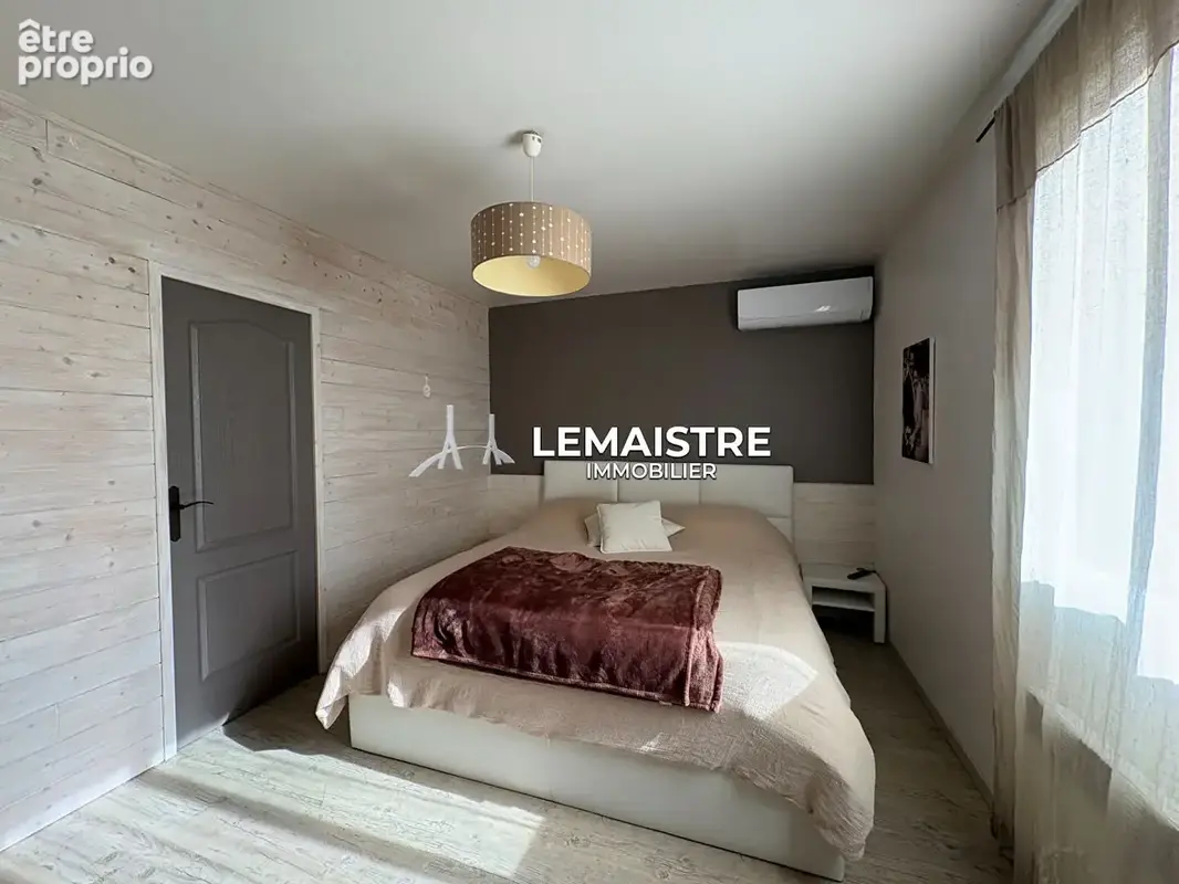Maison à vendre - Proche Goderville - 197 m² - 5 chambres - Dépendance - Terrain 1600 m² - photo 6