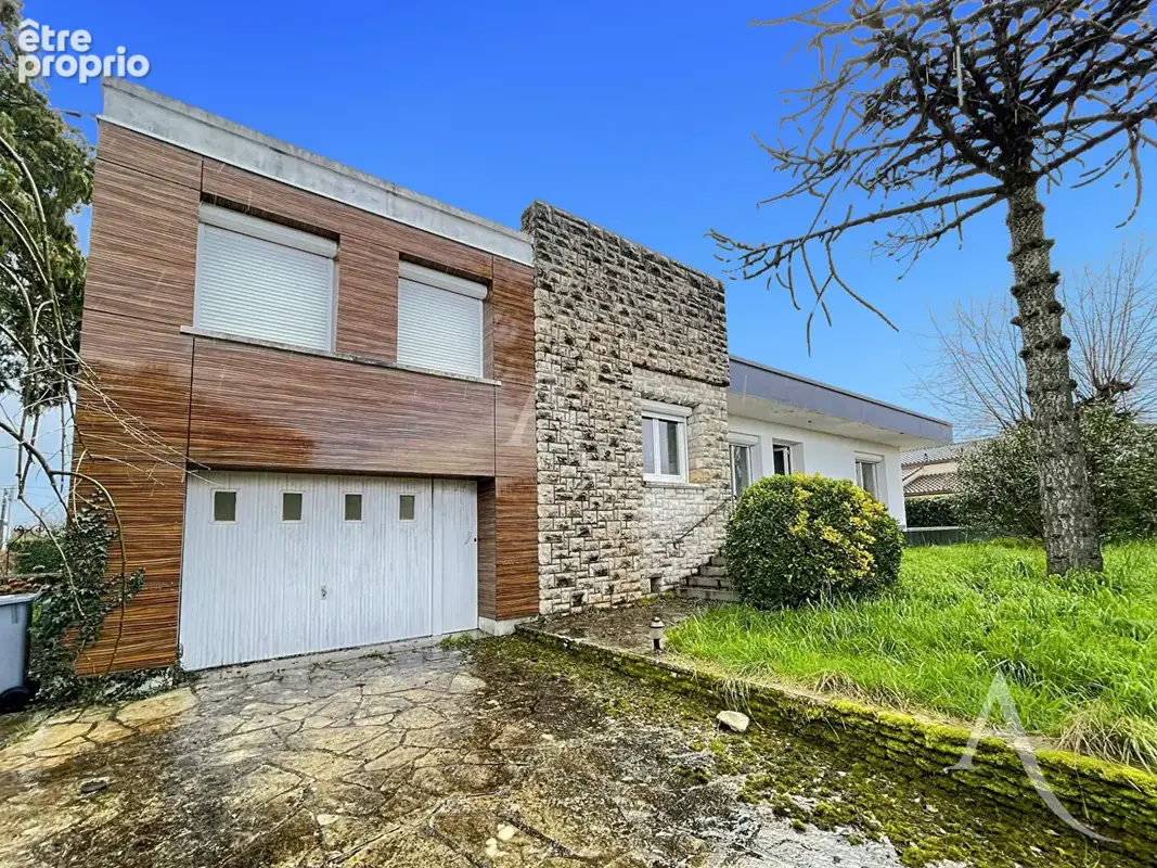 Ancienne maison d'architecte avec de beaux volumes - Villeneuve-sur-Lot - photo 17