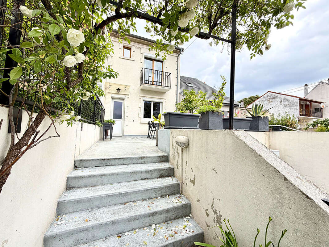 Maison à BEZONS