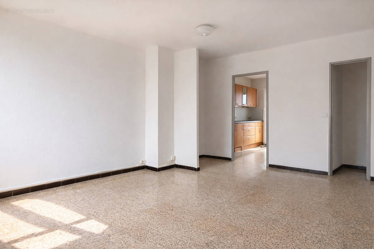 Appartement à LA VALETTE-DU-VAR