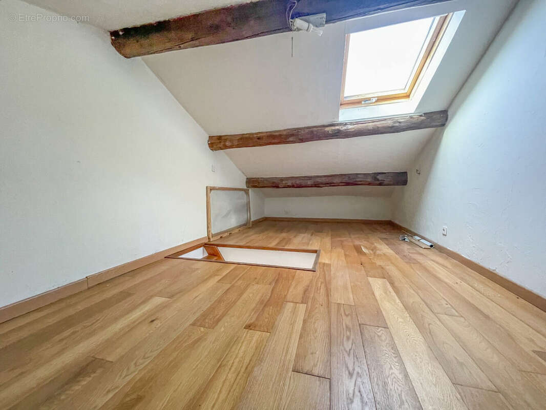 Appartement 60 m² à Marseille-9e  - photo 4