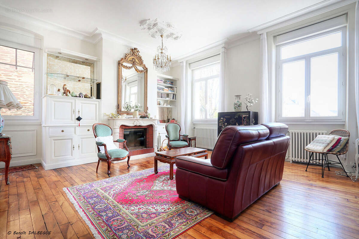 Rennes Thabor/ Sévigné - Maison de Type 8 - Exclusivté - photo 4