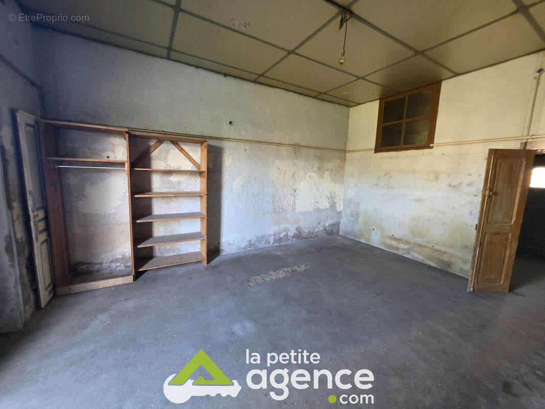 Maison à SAINT-AMAND-MONTROND