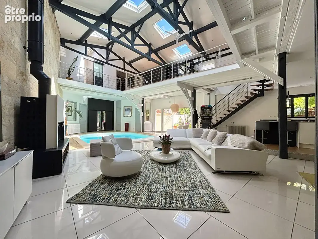 Loft exceptionnel avec piscine - Chartrons - photo 1