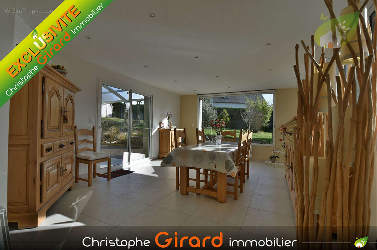 Maison à JUGON-LES-LACS