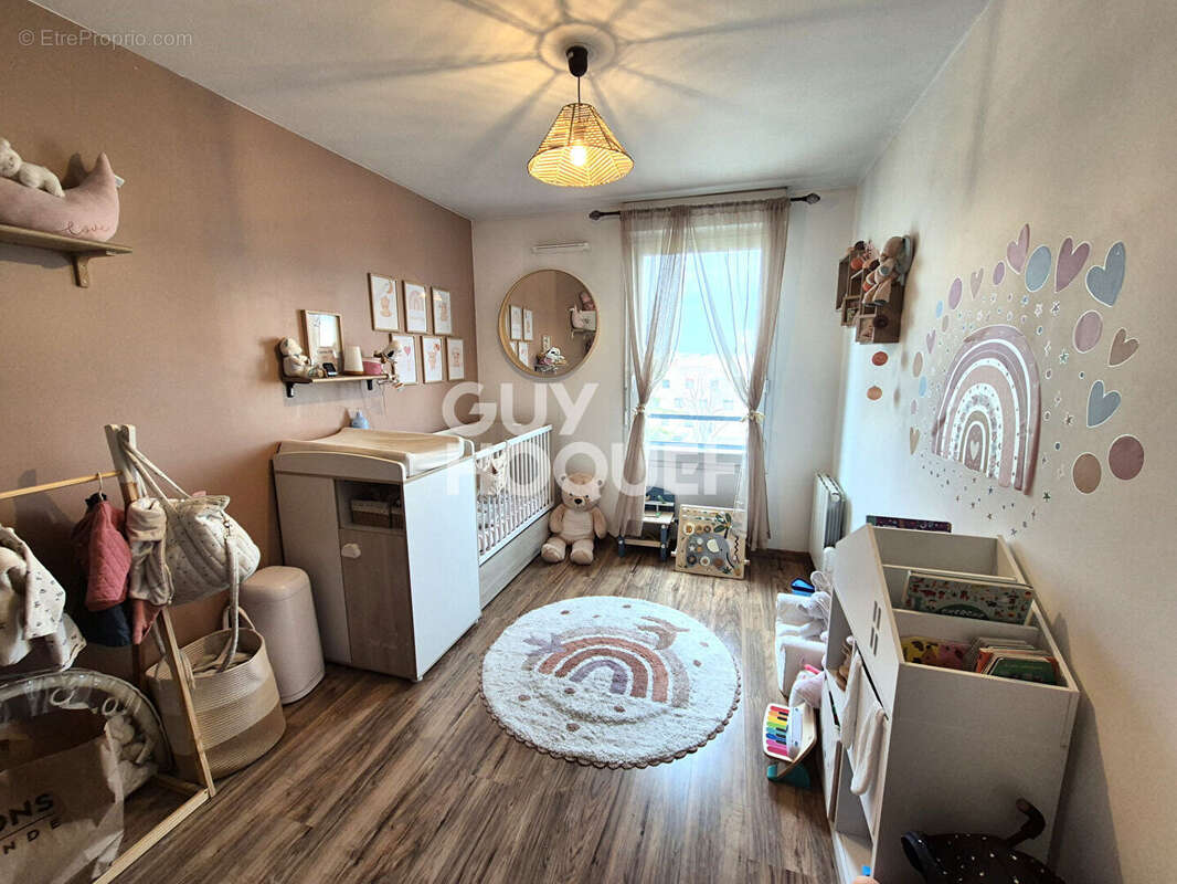 Appartement à OULLINS