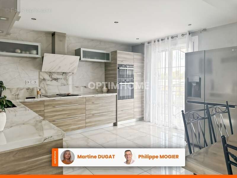 MAGNET (03) – Maison familiale de 185,65 m² habitables – Entièrement rénovée – 4 chambres – 2 grands garages - photo 34
