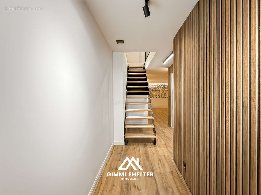 Chauriat - Maison de bourg rénové - 63,8 m2 - photo 5
