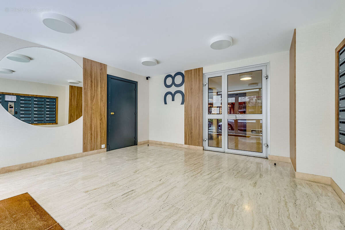 Appartement à PARIS-15E