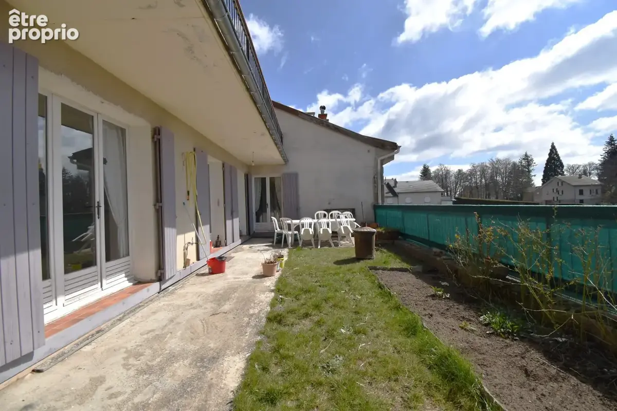 Maison à vendre 7 pièces SAINT AGREVE (07) - photo 2