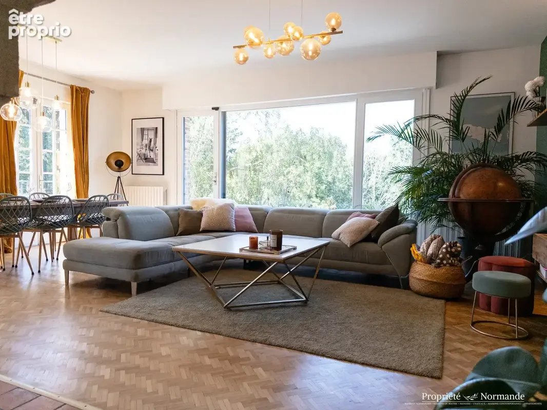 Maison 240 m² à Pont-L'eveque  - photo 6
