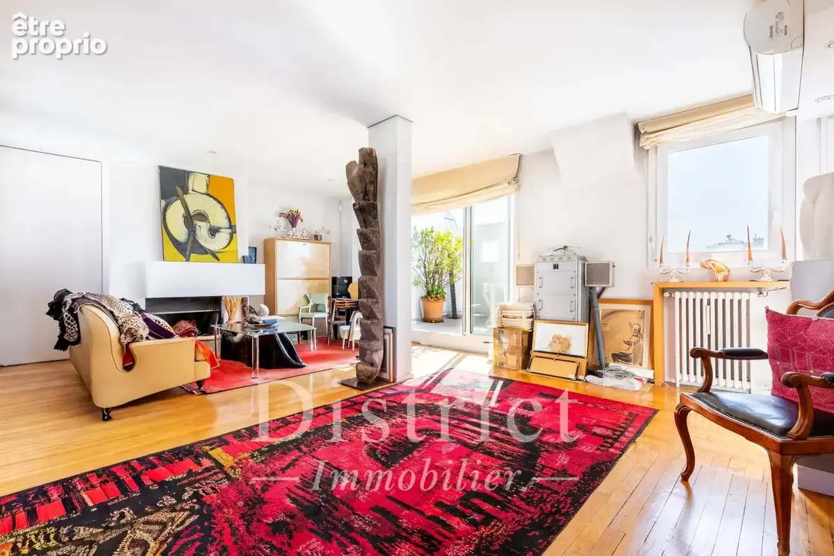 Champs de Mars - Saint Dominique. Appartement de 112m² au dernier étage, terrasse de 12m² avec magnifique vue plein soleil. - photo 3