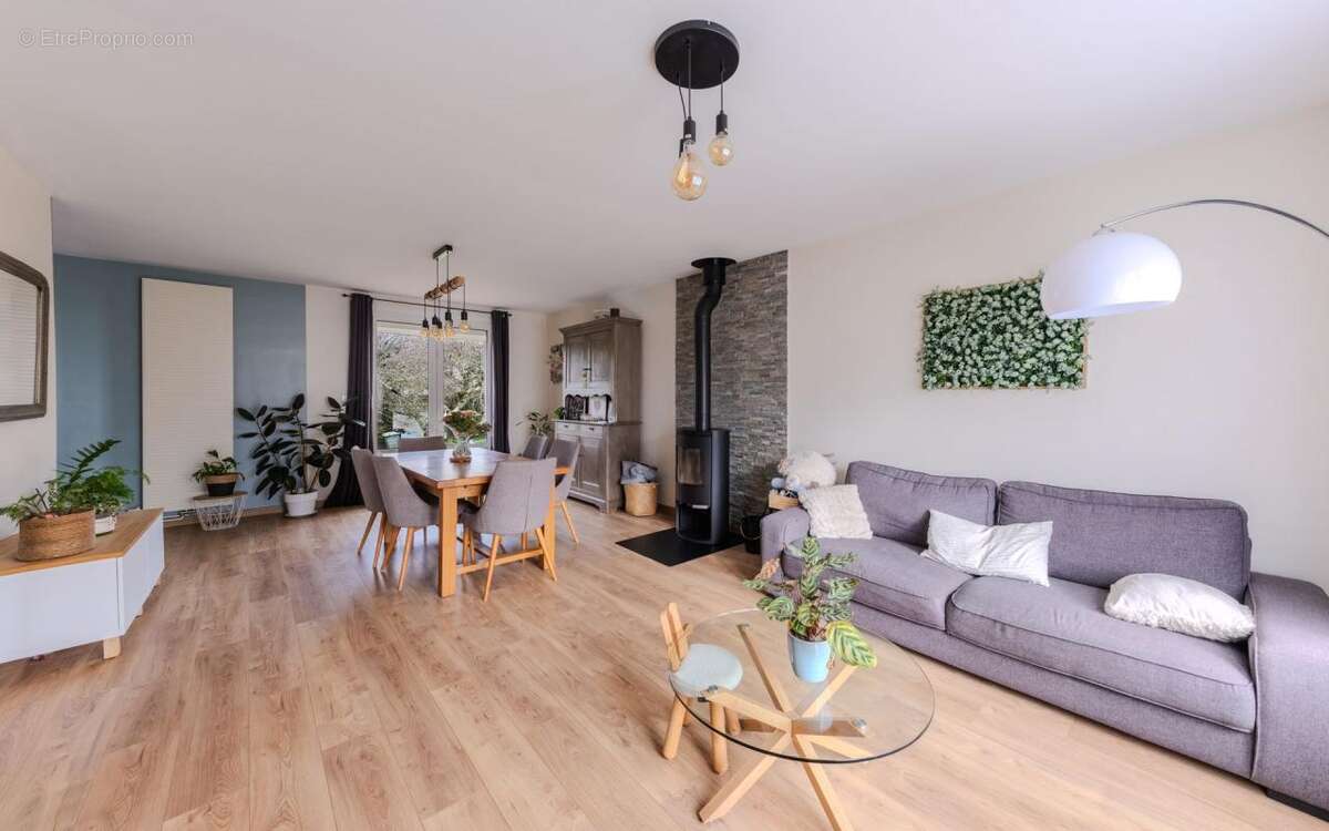 Maison à BOUXIERES-AUX-DAMES