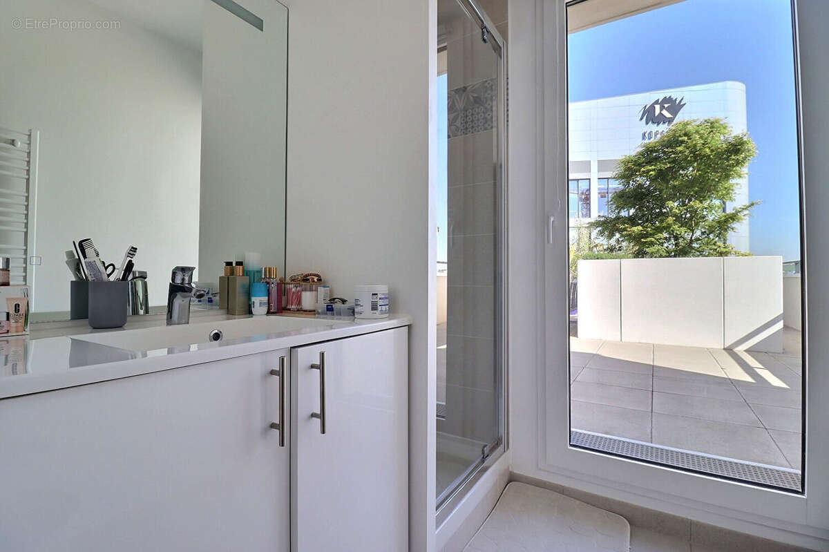 Appartement à COLOMBES