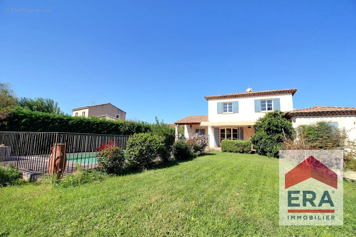 Maison à MONTFAUCON