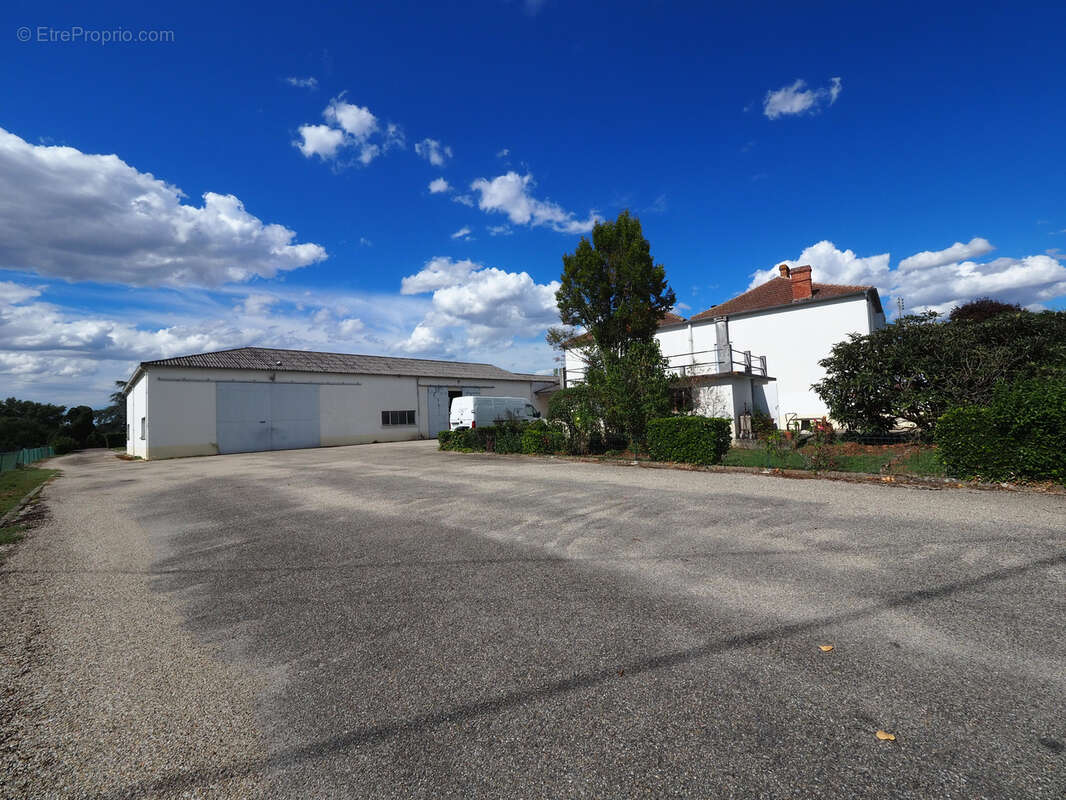 Commerce à MARMANDE