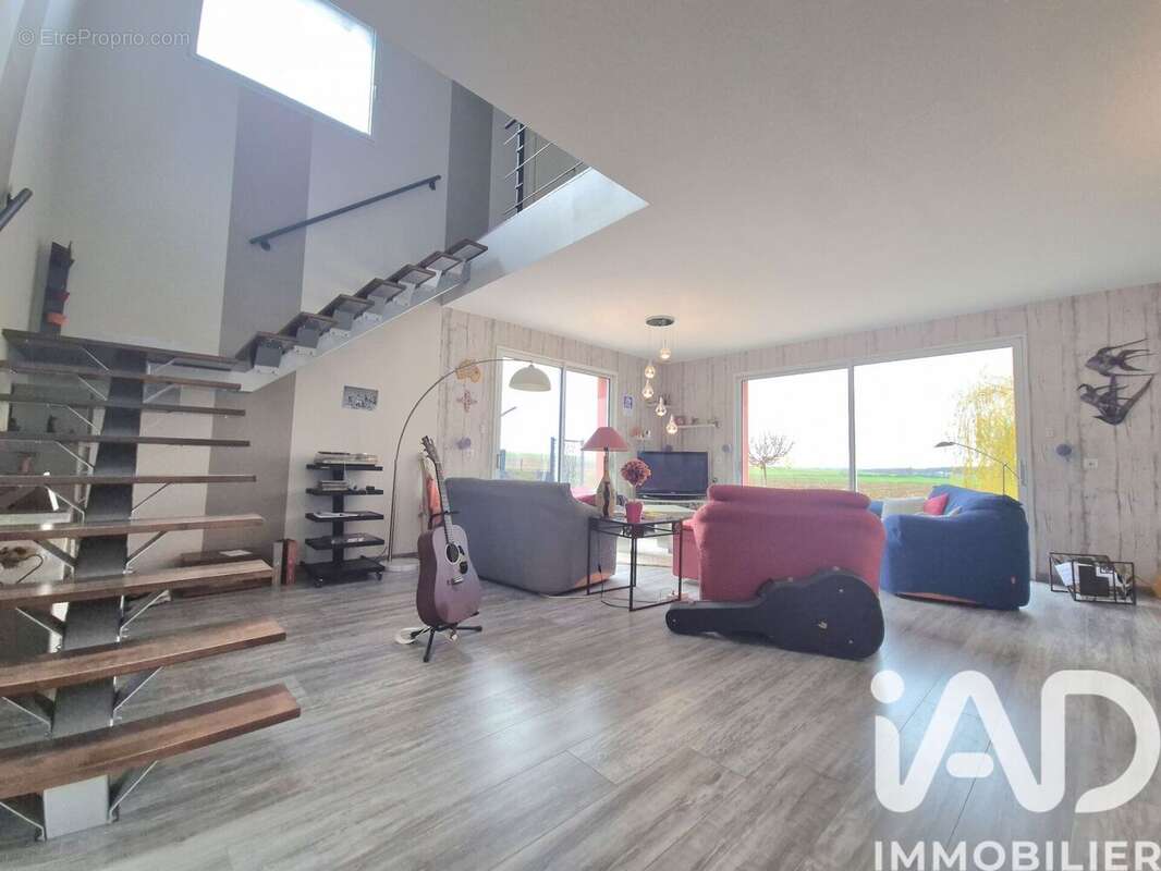 Maison 170 m² à Remereville  - photo 5