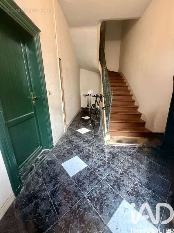 Appartement 200 m² à Sens  - photo 5