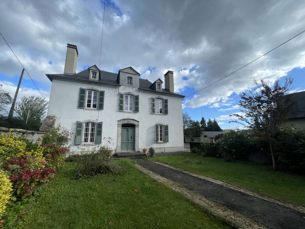 Maison à BRUGES-CAPBIS-MIFAGET