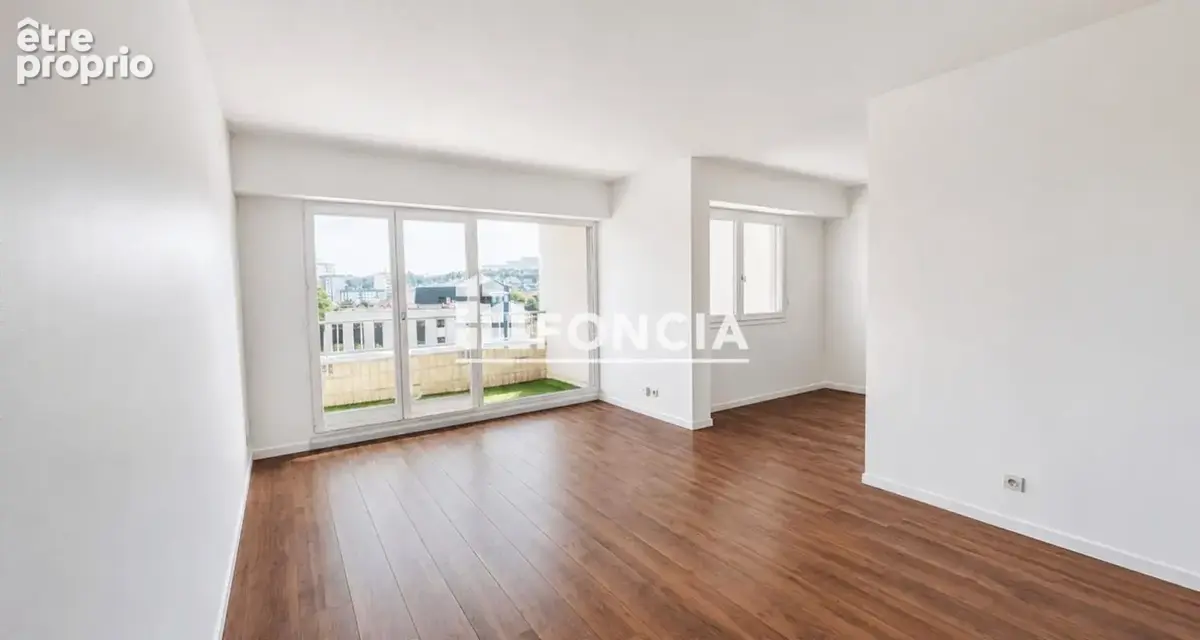 Appartement à SAINT-GRATIEN