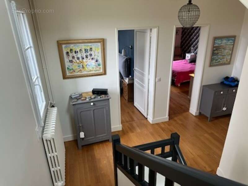 Maison à SAINT-CYR-SUR-LOIRE