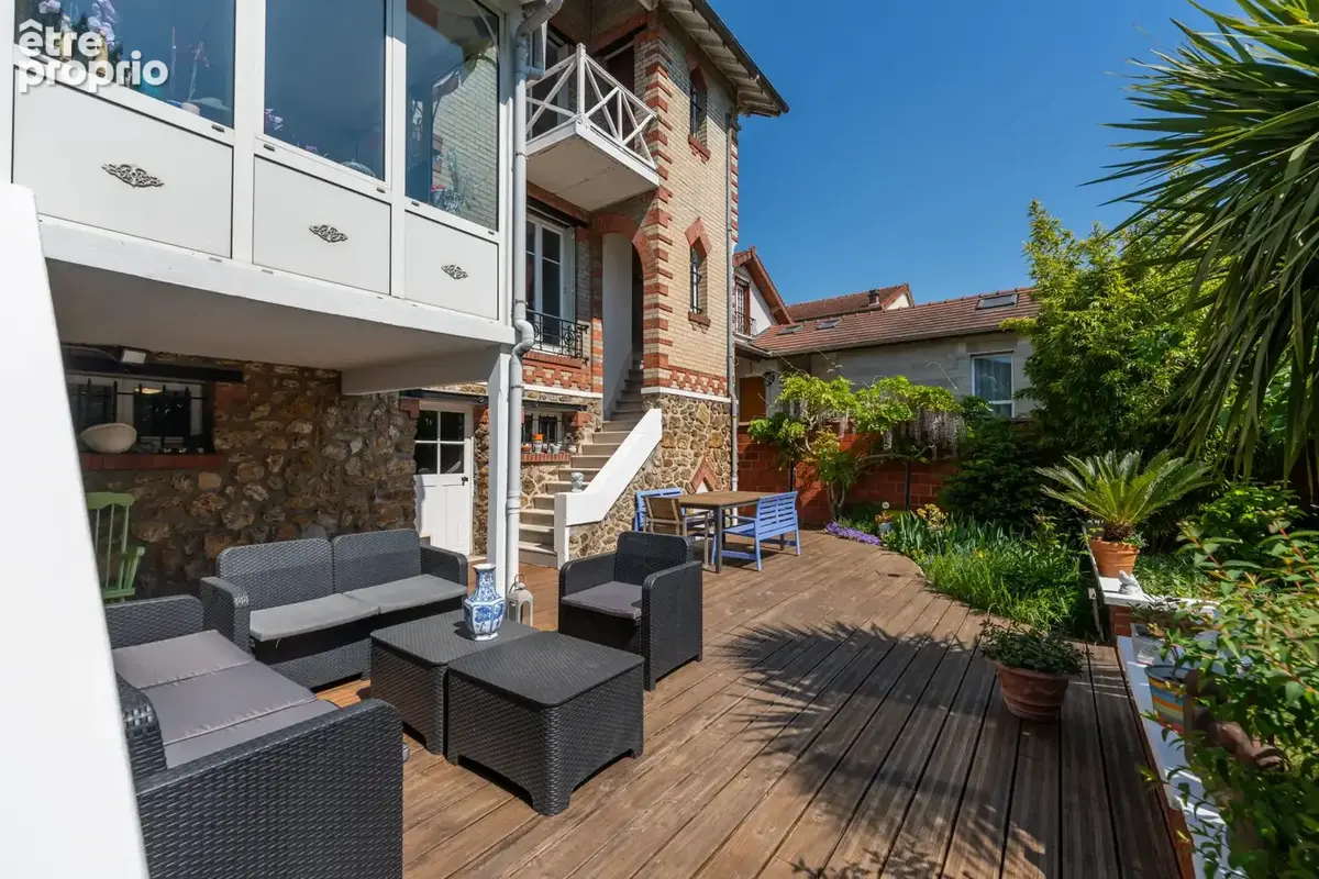 Maison 6 pièces 167 m² à vendre à Livry-Gargan (93190) - photo 2