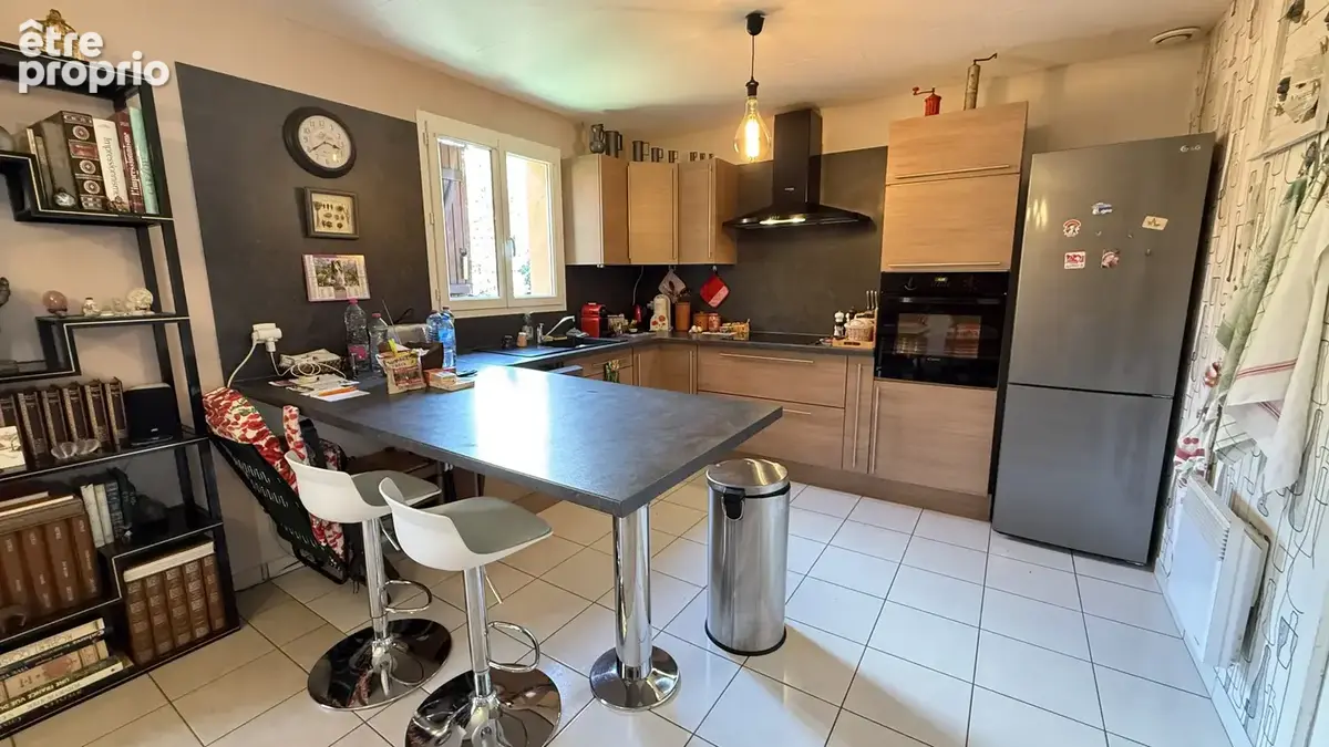 Viager occupé Monsieur 82 ans et Dame 89 ans - Maison de plain-pied avec garage et jardin - photo 8