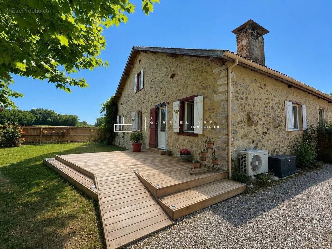 Maison à SAUBRIGUES