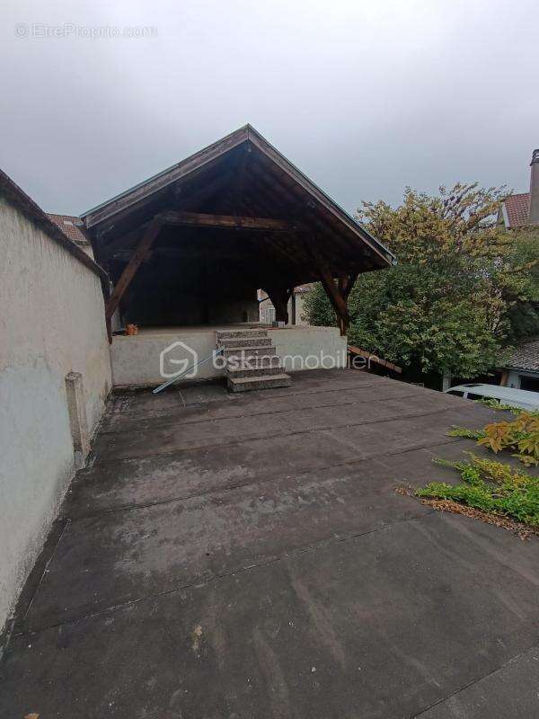 Appartement à RENAGE