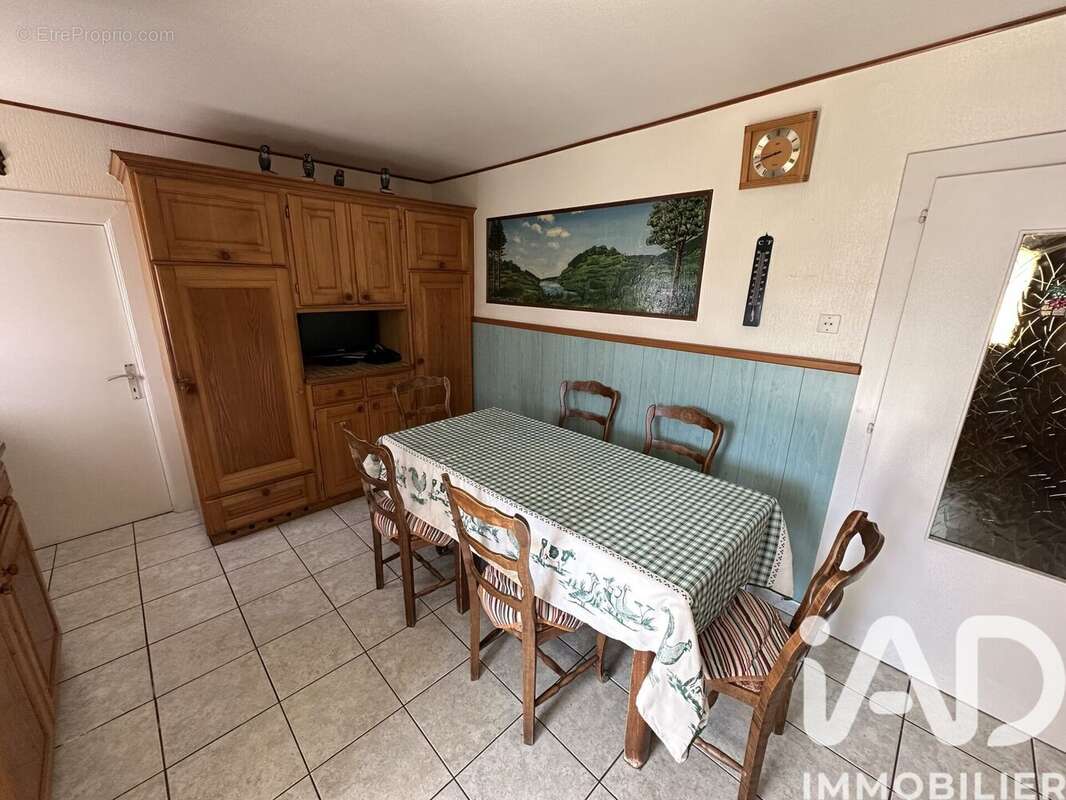 Maison 129 m² à Winkel  - photo 9