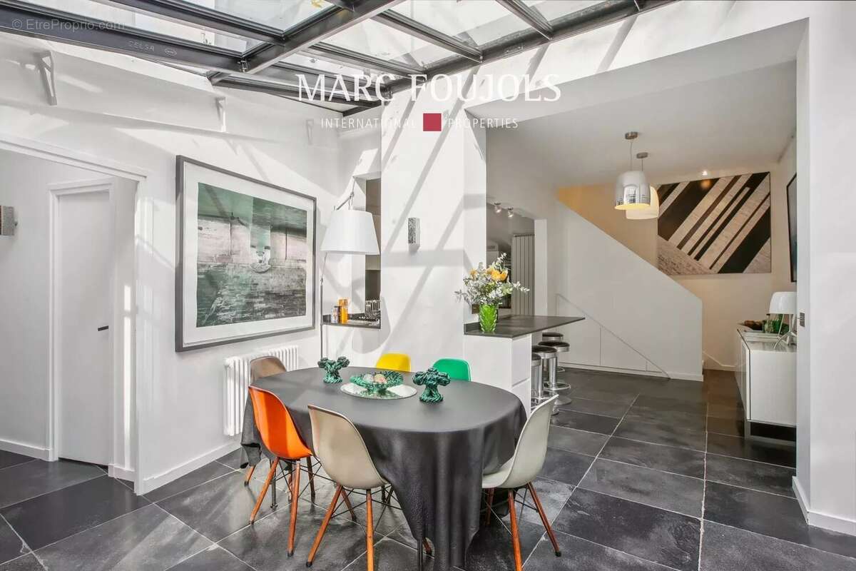 Maison à NEUILLY-SUR-SEINE