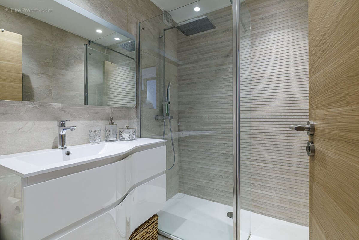 Appartement à BEAULIEU-SUR-MER