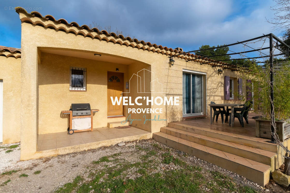 Maison à SAINT-JULIEN