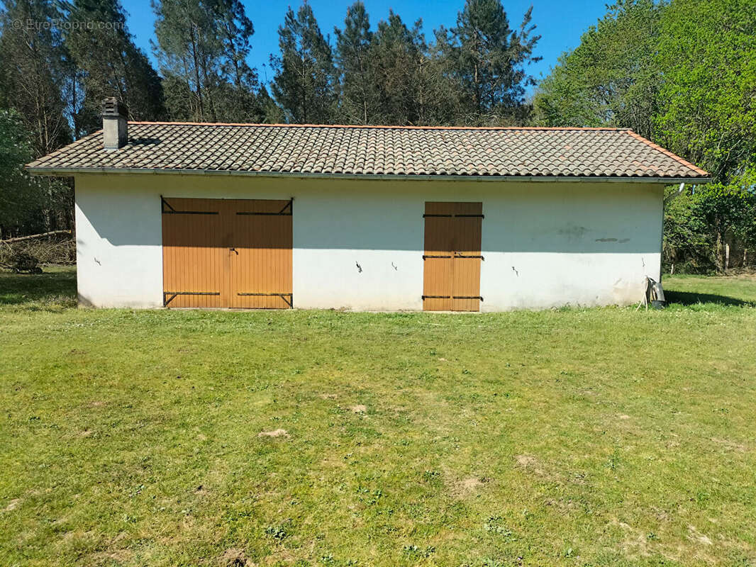 Maison à ROQUEFORT