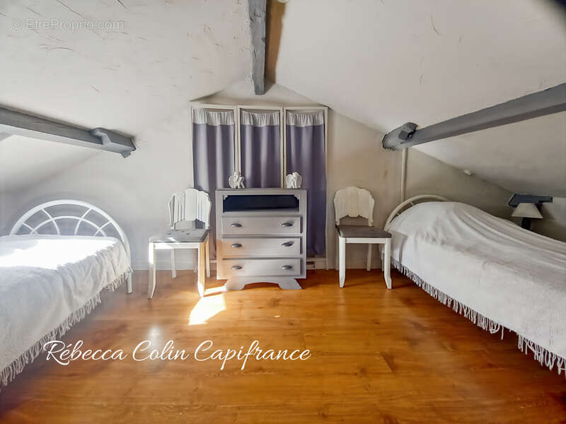 Maison à SAINT-CREPIN-D'AUBEROCHE