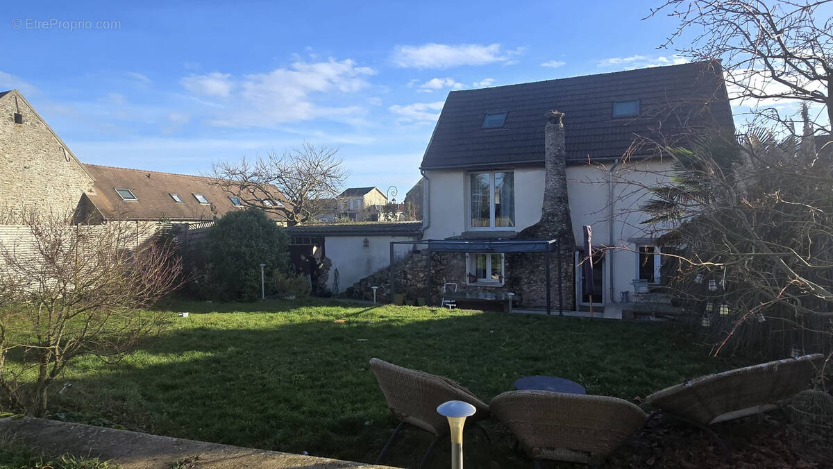 Appartement à GOMETZ-LA-VILLE