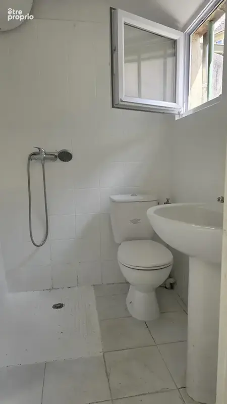 Studio avec couchage en duplex - petite copropriete - plein centre ville - photo 5