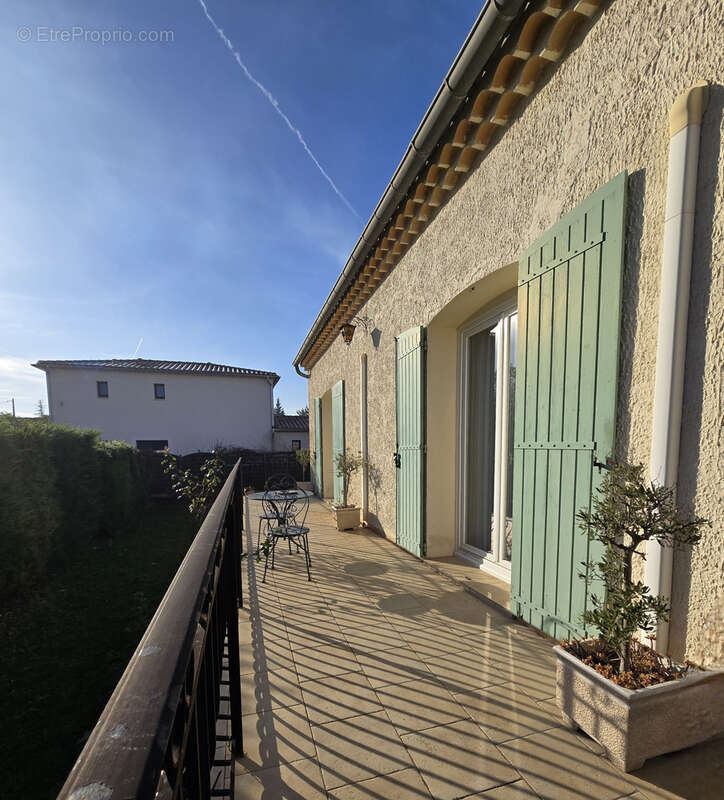 Maison à L&#039;ISLE-SUR-LA-SORGUE