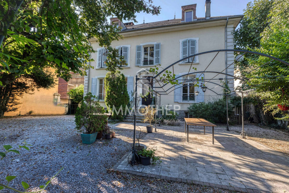 Maison à SAINT-PIERRE-D'ALLEVARD