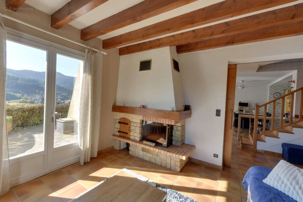 Maison à LE CHEYLARD