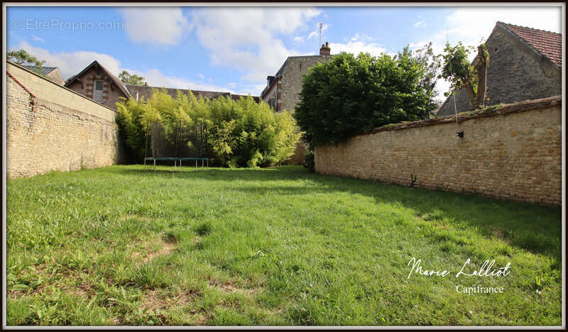 Appartement à PITHIVIERS