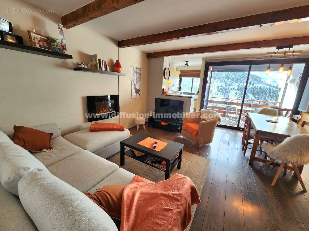 Appartement à LES THUILES