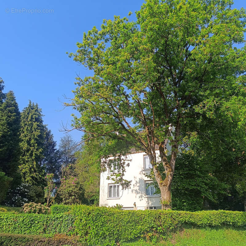 Maison à LA CROIX-HELLEAN