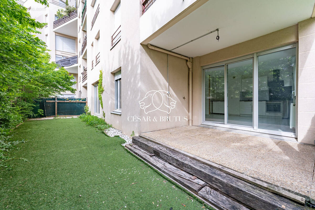 Appartement à VAULX-EN-VELIN