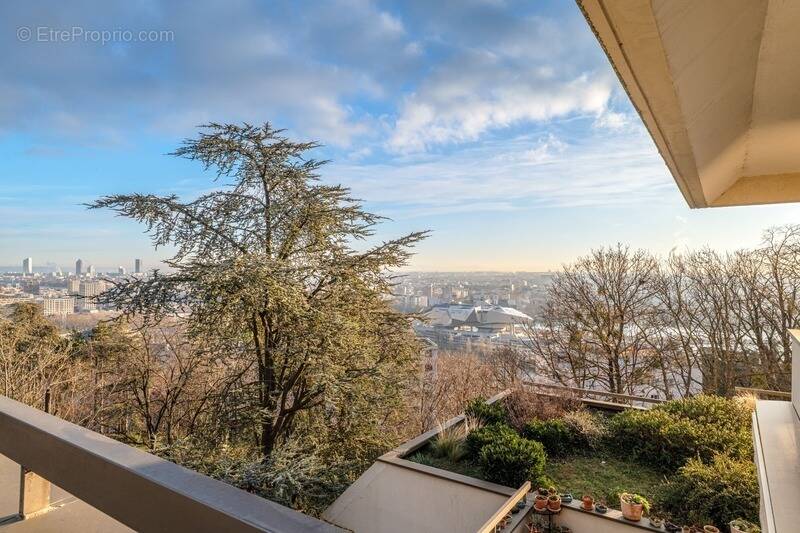 Appartement à SAINTE-FOY-LES-LYON