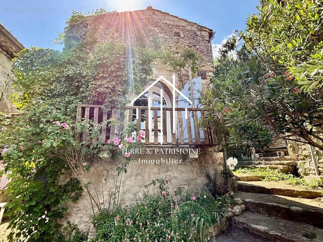 Maison à VALLON-PONT-D'ARC