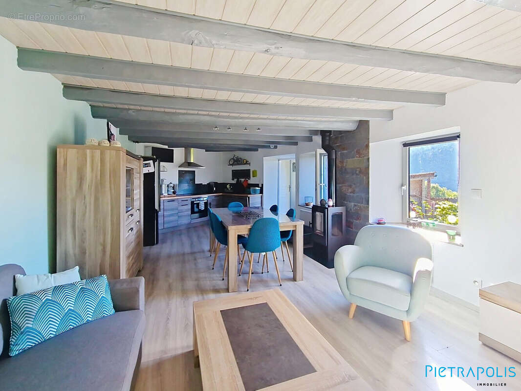 Maison à SAINT-APPOLINAIRE